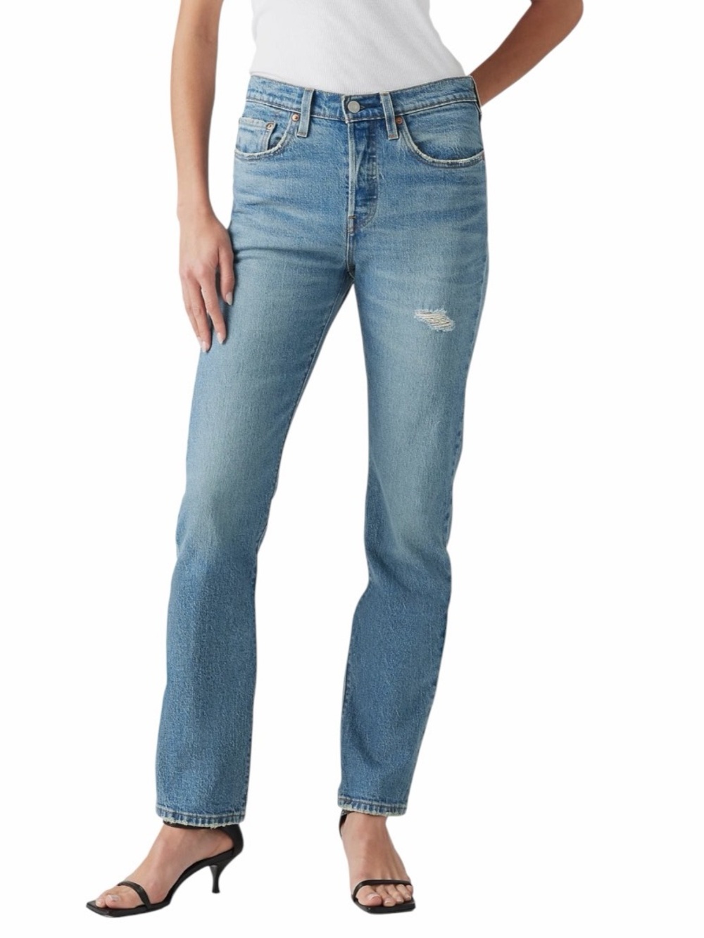 Levi's Men's Medium Blue Relaxed Fit Denim Jeans with Red Tab